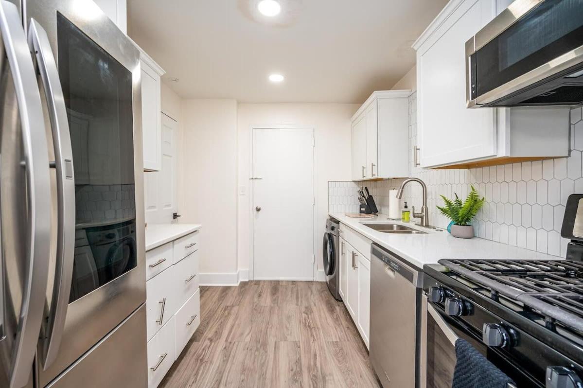 2B1B Modern Downtown Atl Condo W 1 Free Parking Lm1007 Atlanta Zewnętrze zdjęcie